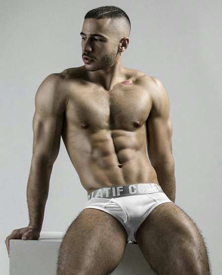 Masseur dipl�m� pour femmes et couples