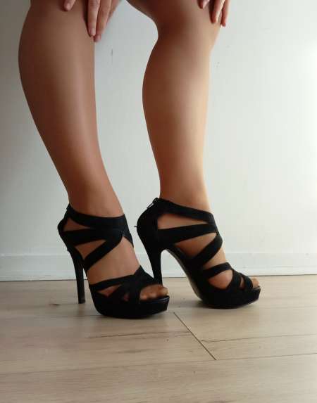 Domination en visio avec ma�tresse rebecca