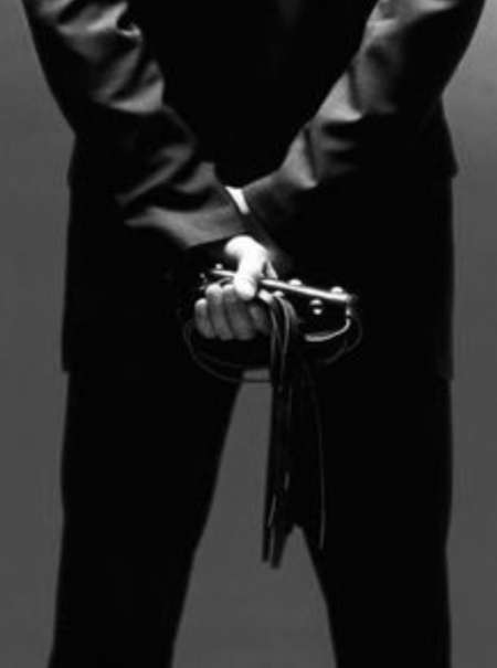 Homme dominant exp�riment�