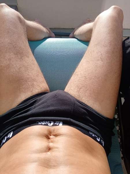 Esclave sans collier recherche Maitresse D�esse