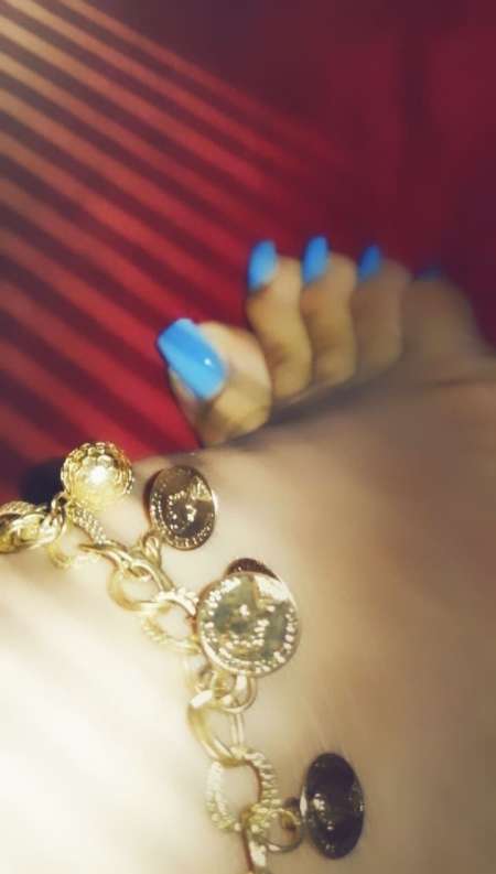 Assouvissez vos fantasmes chez la dominatrice n.1