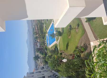 Beau couple Tanger cherche femme bi