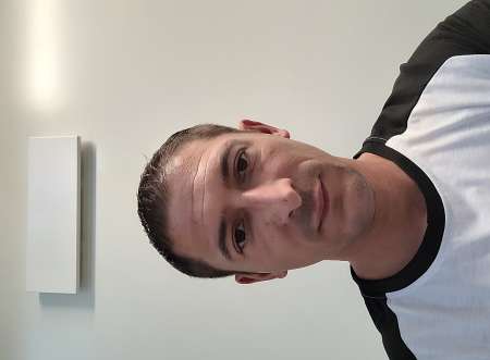 Services toutes taches �lectriques et autres