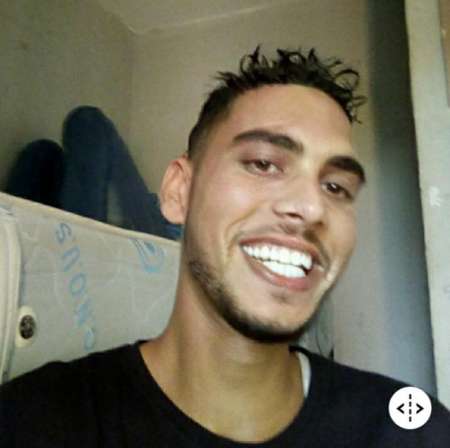 Cherchent une pass de temp