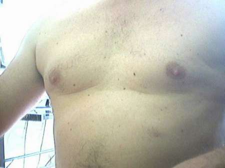 H docile exhibe pour Mr(s) mur dominant