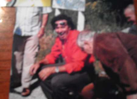  FEMME A TR�S FORTE POITRINE DE TOUT AGE