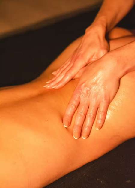 Massage naturiste sensuel