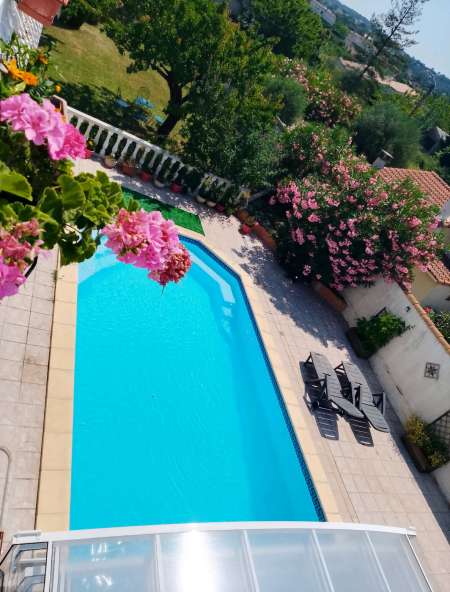 Re�ois gracieusement femme ou couple