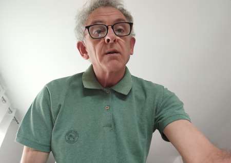 Homme cherche femme ayant une tr�s grosse poitrine