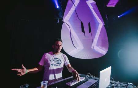 Homme h�t�rosexuel de 34 ans cherche � s amuser