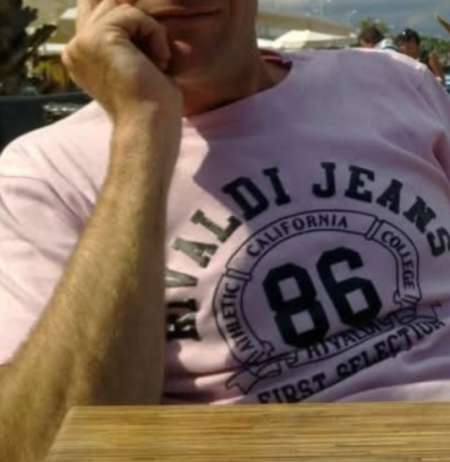 Aux plaisirs de la gente f�minine