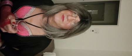 Nina jolie travestie sexy m�re