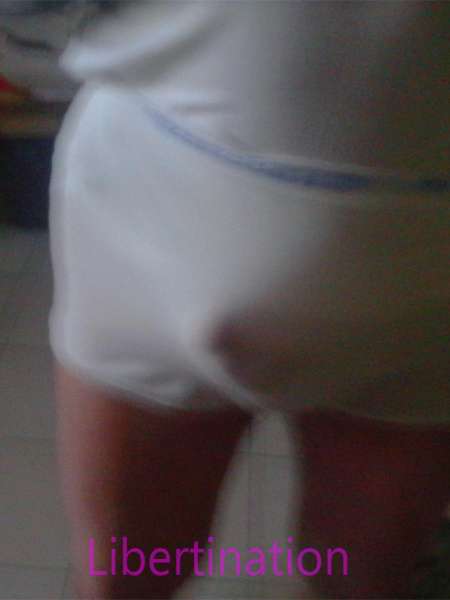 homme s�nior pour fille lesbi ou couple lesbi NV