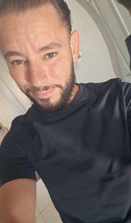 Suggard dady cherche femme venale