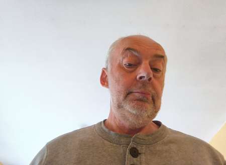 Gentleman 65 ans pour soutien et complicit�