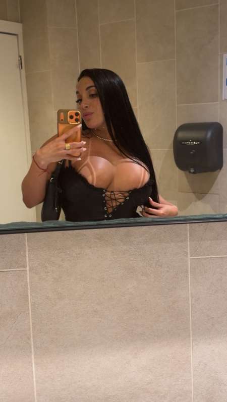 Br�silienne corps bronz�e passe Guadeloupe