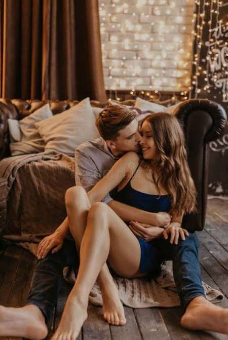 Couple cherche fille bi