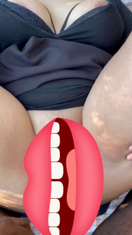 Homme Escort boy recherche femme girl ou femme