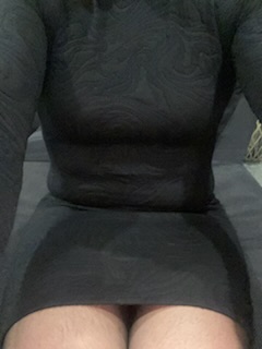 Ehib habill�e en femme