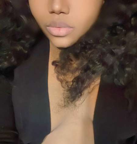 Jeune �tudiante sur IDF recherche sugardaddy