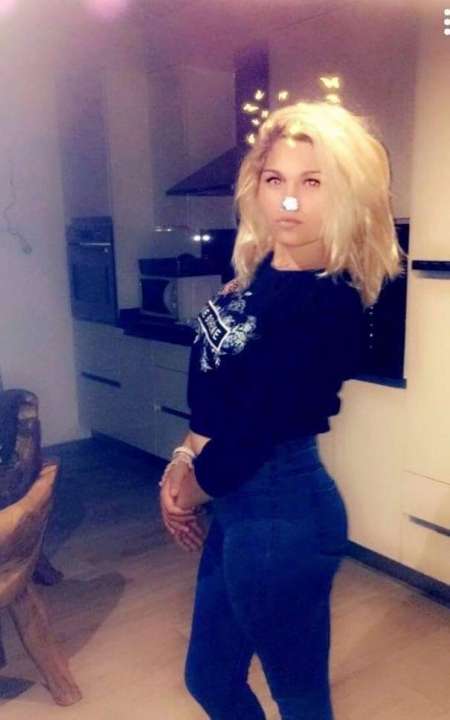 Lana Vrai Fran�aise 24 ans Pour Moment Hot