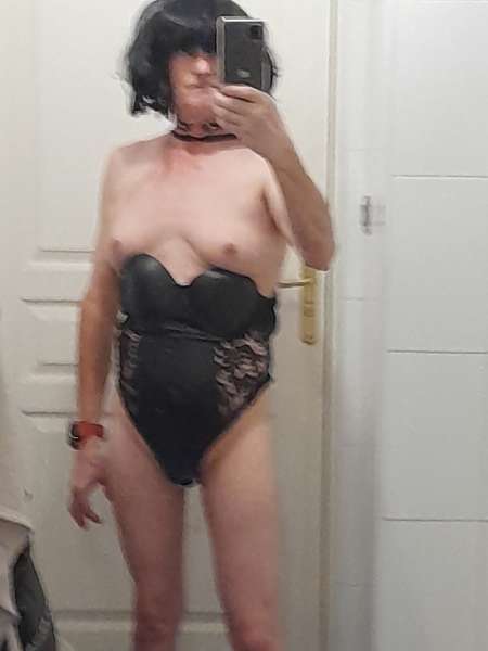 Travestie mature passive soise