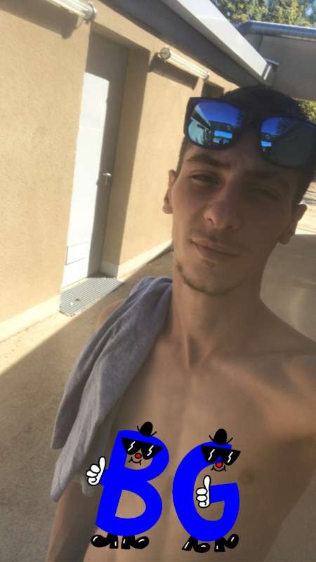 Belle homme de 26 ans