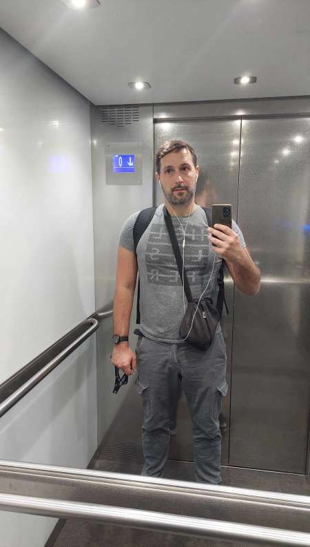 H cherche a t�t� des seins