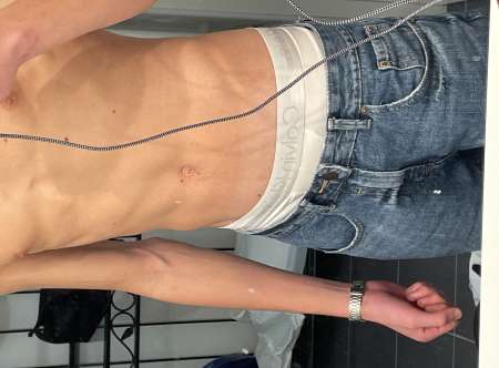 Jeune gigolo H�t�ro Angers