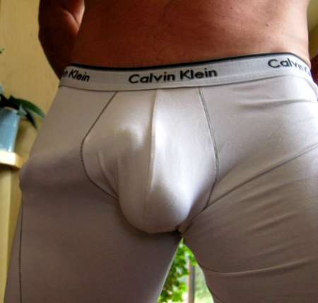 Homme intellectuel pour femmes et couples