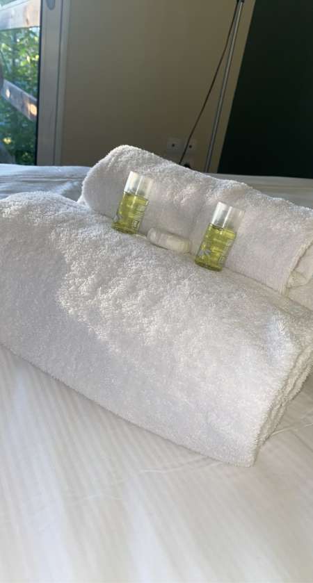 Jeune homme de passage sur Lyon recherche femme