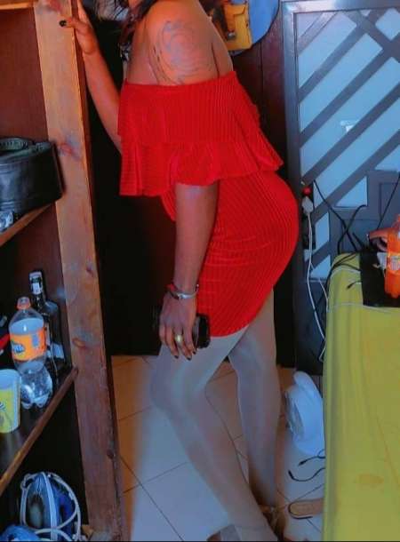 Belle transexuel ici pour plan chaud