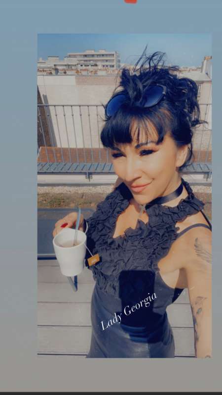 dominatrice fetichisme pieds