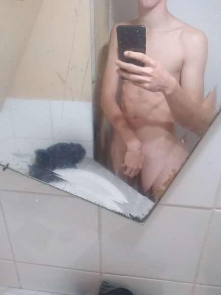 Jeune homme sans experience... (18 ans)