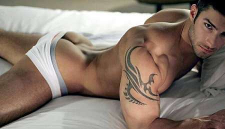 JE RECHERCHE JEUNE HOMME METIS BLACK