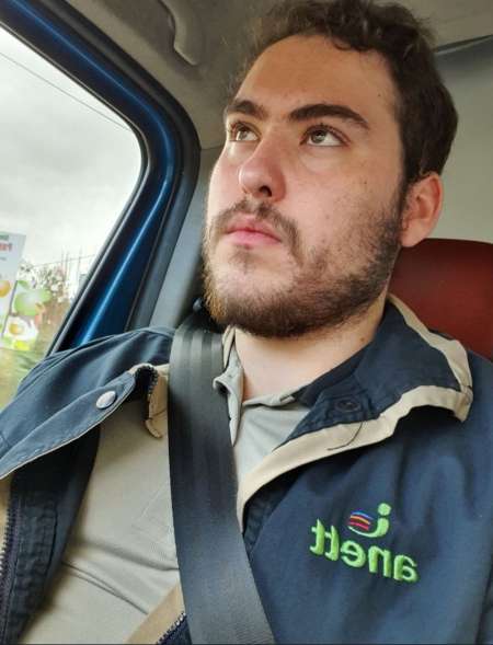 Jeune homme de 25 ans