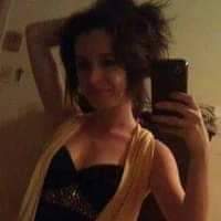 Petite femme de 32 ans ,5pi et p�se 80lbs !!!