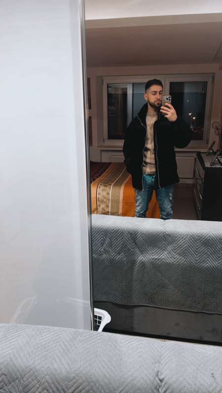 Jeune homme de 28ans