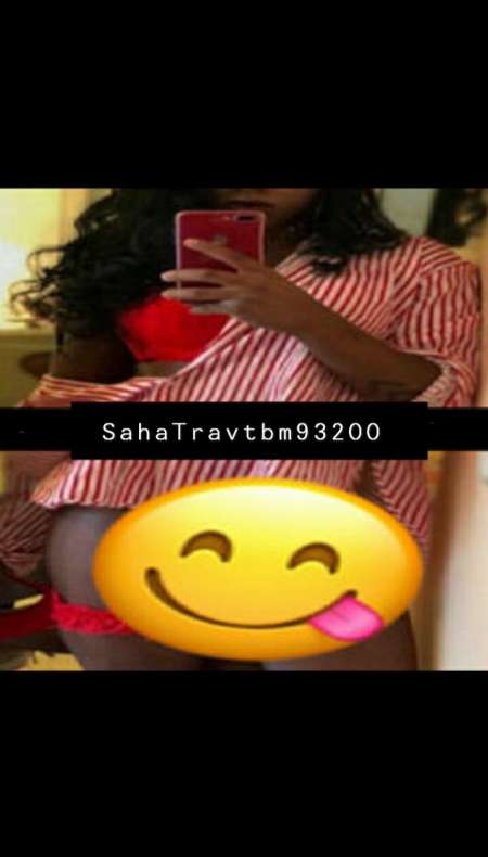 Jolie transexuelle black non op�r�e 24cm.