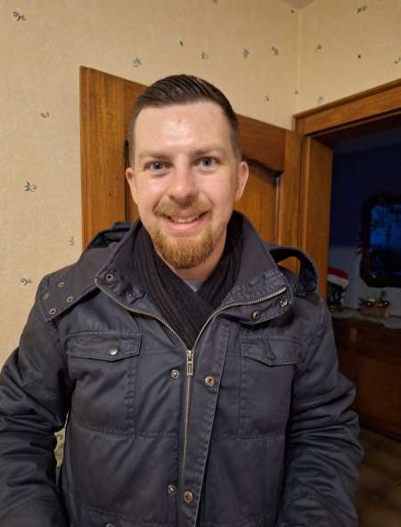 Jeune homme cherche femme pour sexe r�gulier