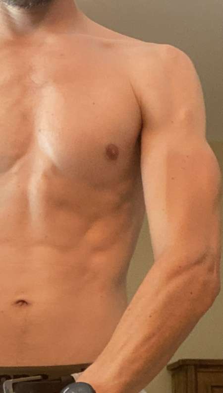 Homme TBM pour du bon temps