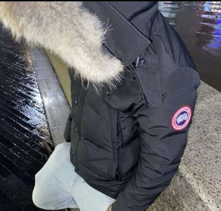 Salut beaut�, un jeune homme plein d��nergie