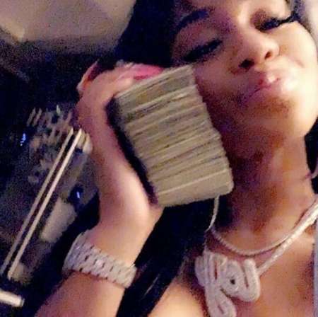 Cherche un Sugar Daddy qui aime parler