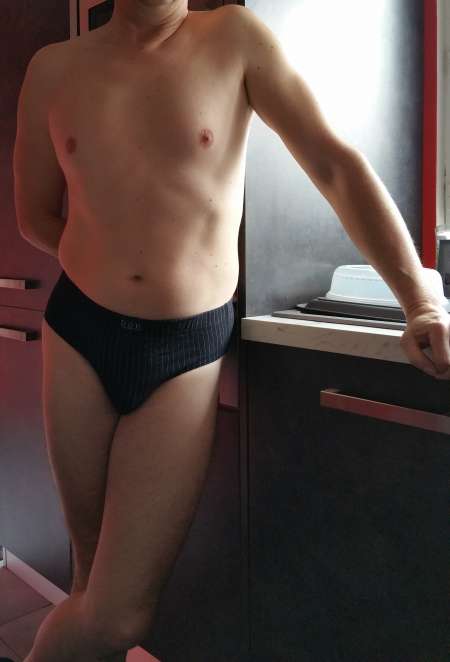  Homme 55 ans recherche femme en manque d'amour