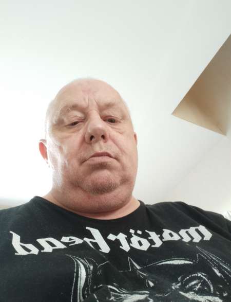 Homme m�r cherche femmes de 20 � 35 ans