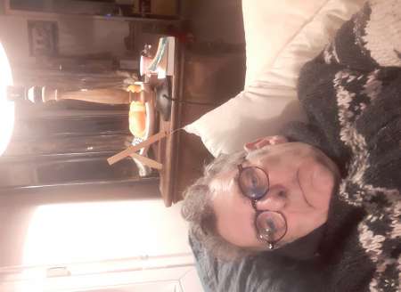 Soumis aux femmes f�tichiste de leurs pieds .