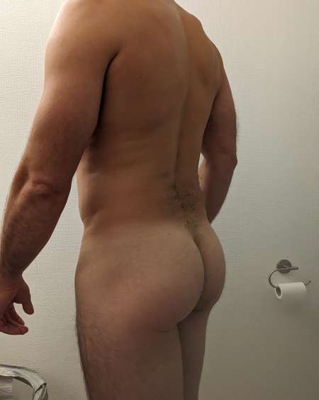 Bel homme cherche trans