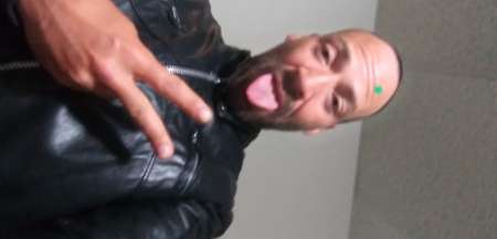 Homme vx satisfaire un femme seule