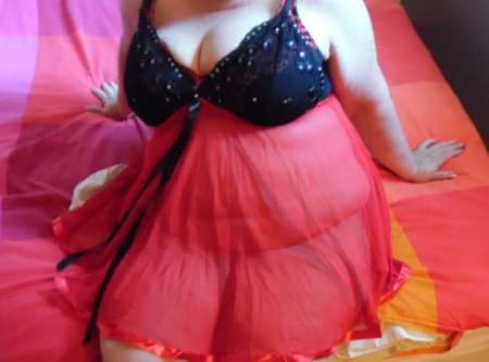 Marina mature r�elle femme fontaine