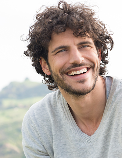 2 hommes ou 1 beaux pour une femme